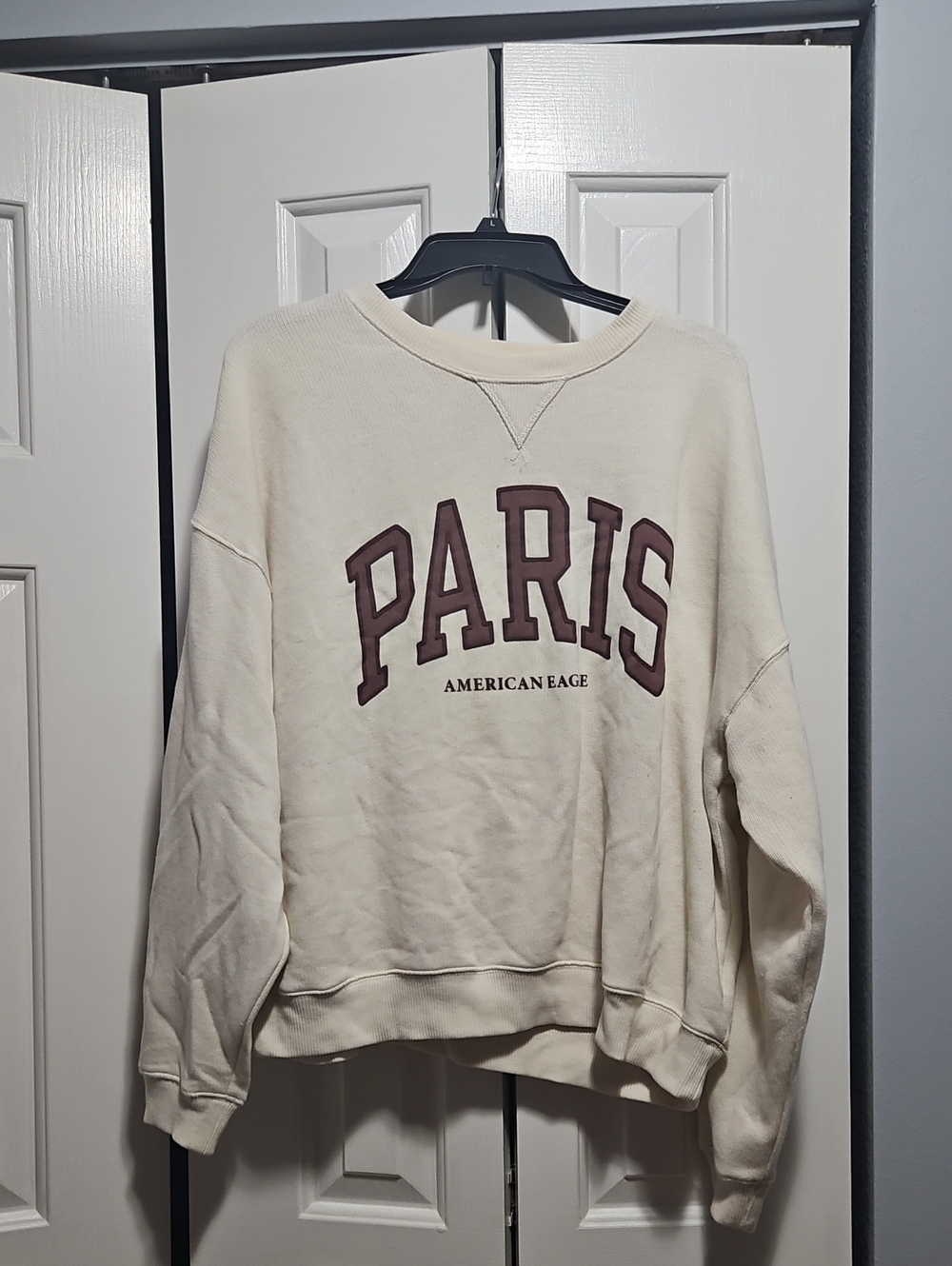American Eagle Paris Cream Crewneck Pullover Sweatshirt L